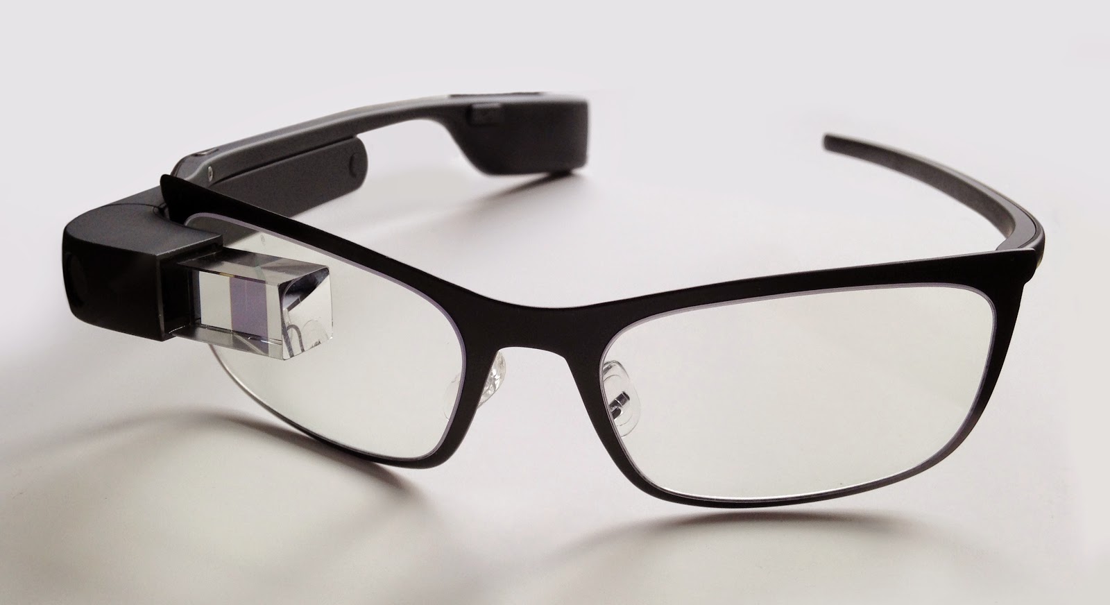 GOOGLE GLASSES SPECIFICATIONS AND REVIEW