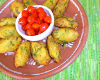 Bolinho de Milho com Salsinha Bolinho de Milho com Salsinha (vegana)