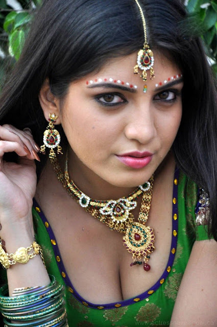 Priya Darshini hot cleavage stills