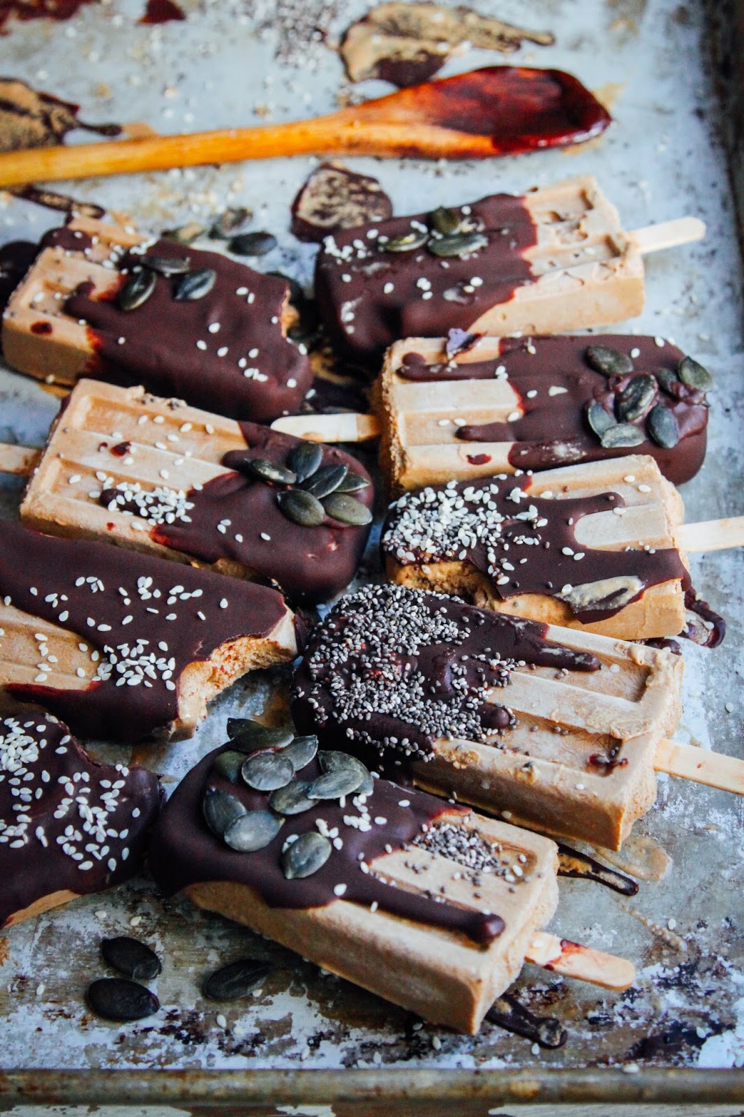 This Rawsome Vegan Life: SUPERFOOD DOUBLE CHOCOLATE POPSICLES(03)