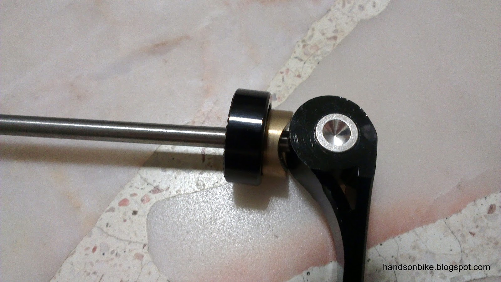 Hands On Bike Difference between Good and Bad QR Skewers