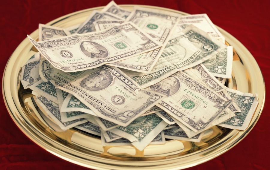 Prosperity Gospel Taught to 4 in 10 Evangelical Churchgoers