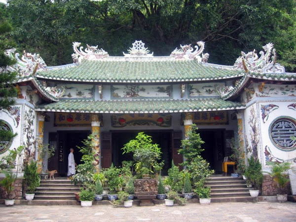 Pagoda Linh Ung en las montanas de marmol de Danang