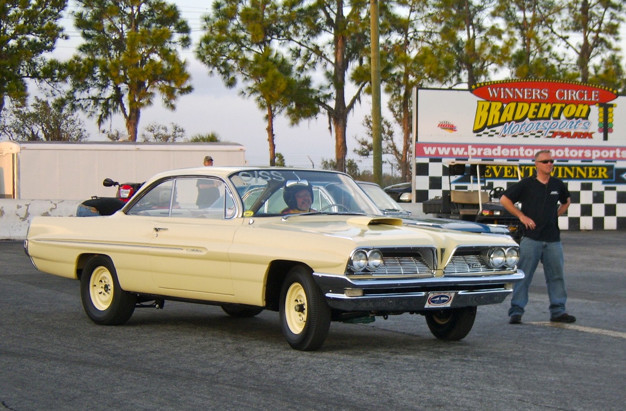 421 Super Duty Pontiac Engine