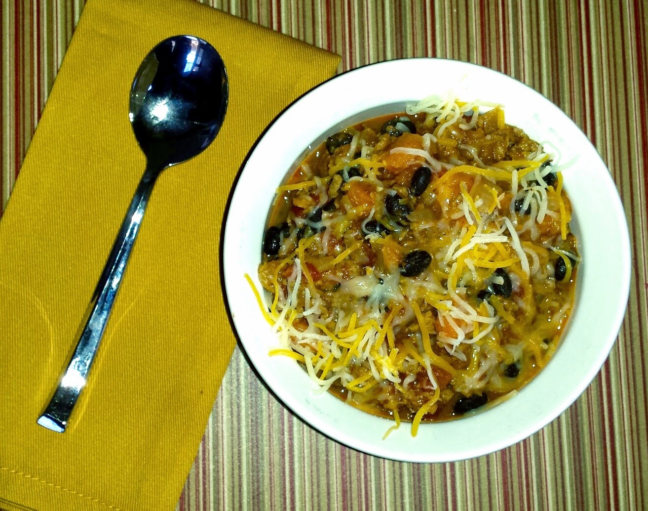 Hot Dinner Happy Home Turkey, Black Bean & Sweet Potato Chili