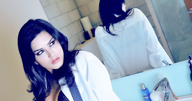 Sunny Leone Bathroom Photoshoot Actress Buzz Actress Buzz 