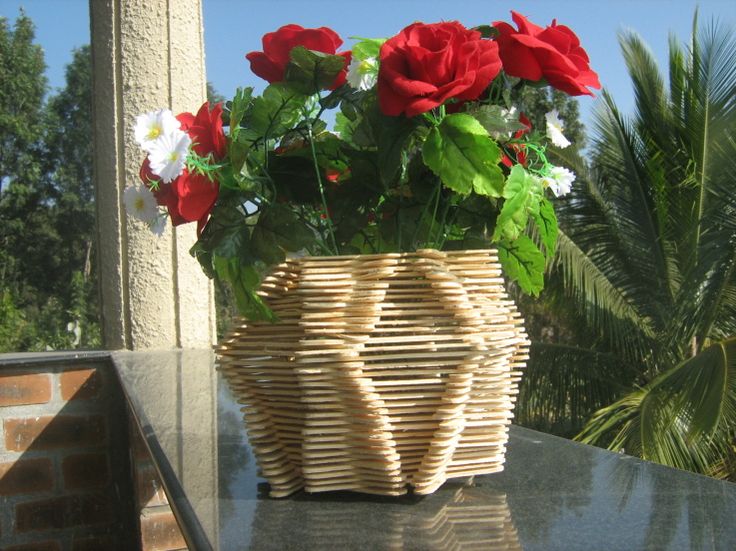 Kerajinan  Stik  Es Krim Vas  Bunga yang Mudah dibuat 