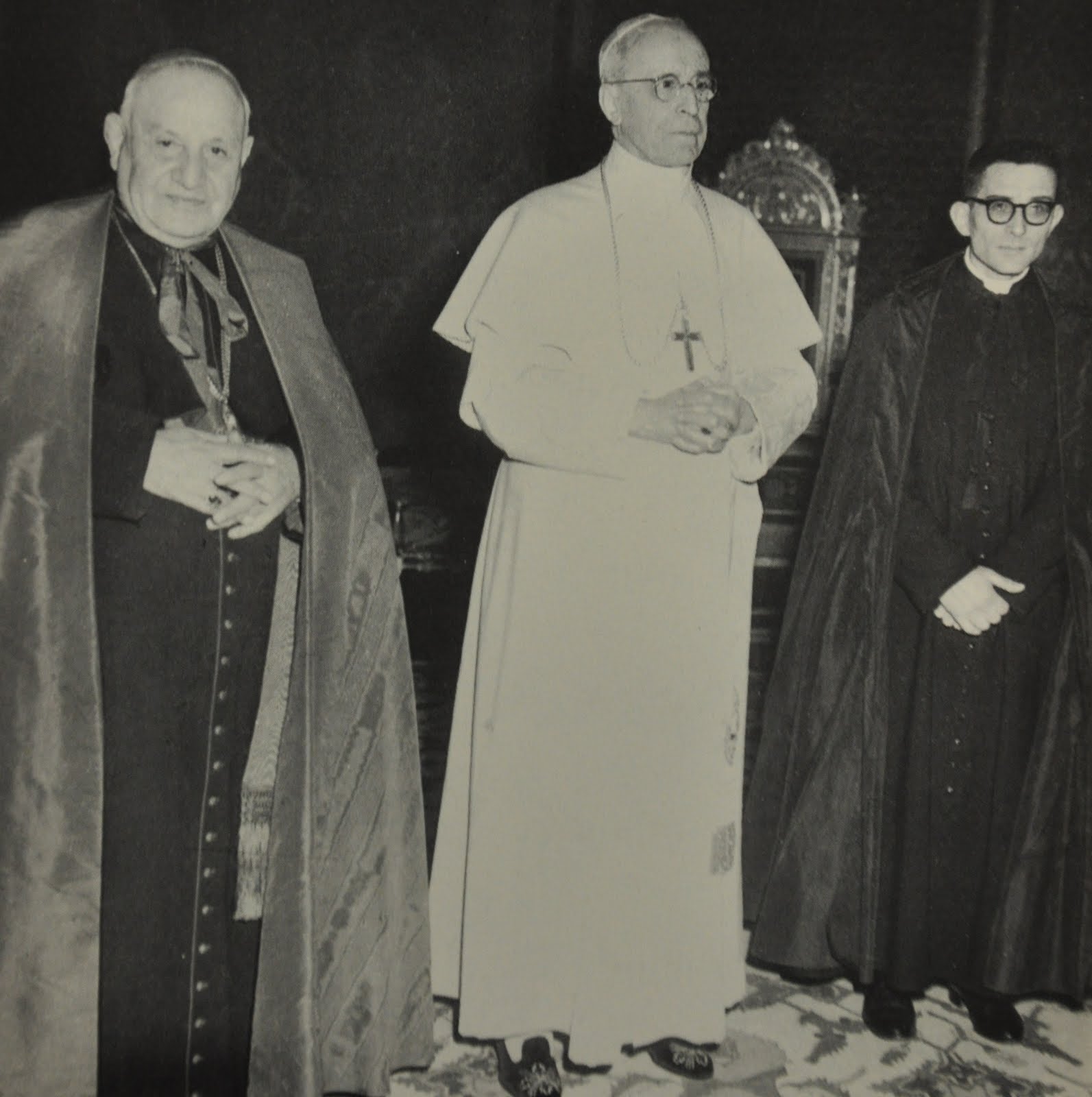 Orbis Catholicus Secundus Two Popes Together