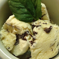  Gelado de hortelã pimenta com chocolate