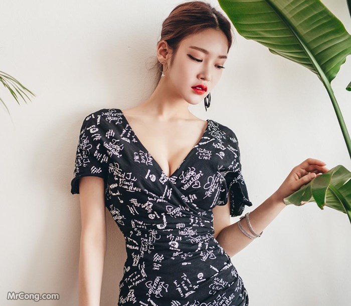 Beautiful Park Jung Yoon in a fashion photo shoot in March 2017 (775 photos) photo 37-13