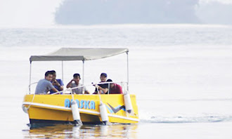 glass bottom boat pulau pelangi