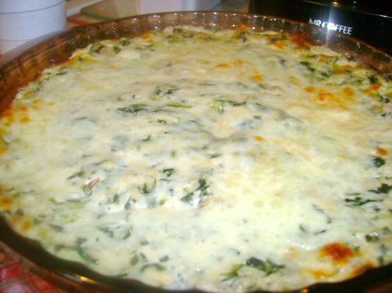 Make and share this Copycat Applebee's Hot Artichoke and Spinach Dip recipe from GeniusKitchen.com.