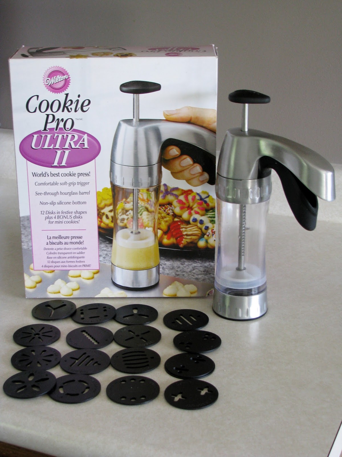 Wilton's Cookie Pro Ultra 11 Press To Make Spritz Cookies