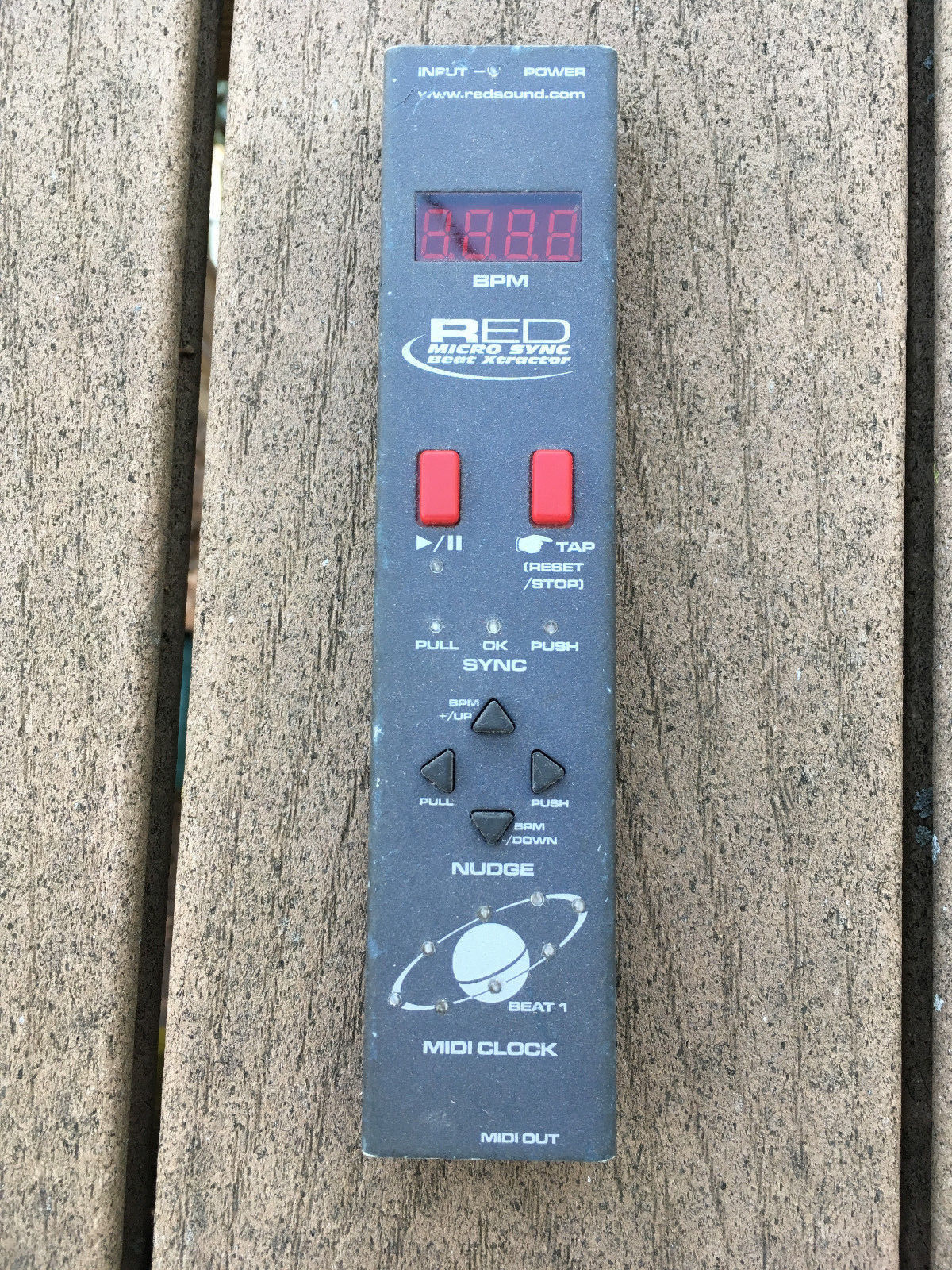 MATRIXSYNTH Red Sound Micro Sync Beat Xtractor MIDI Clock Sync SN 00341