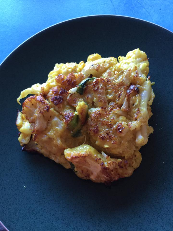 Roasted cauliflower goat cheese cakes