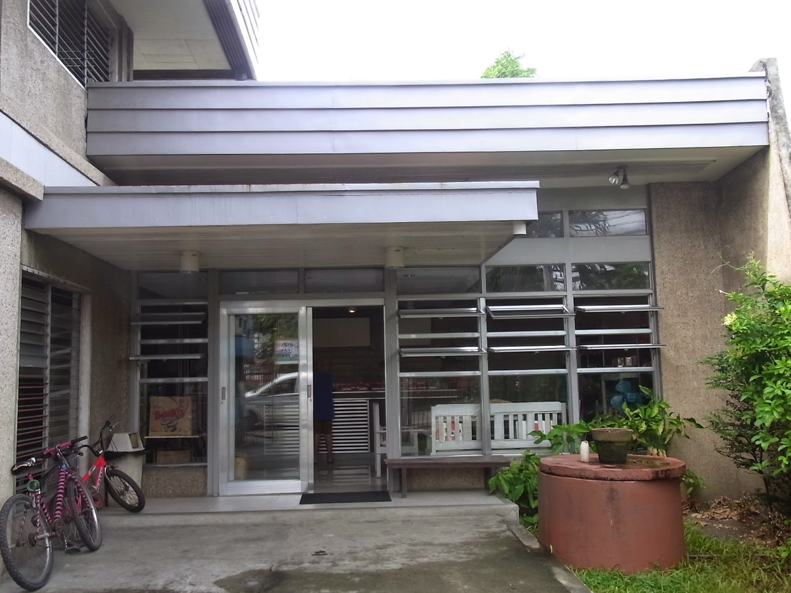 Supreme Life: Molo County: One Piping Hot Pancit Molo Please!