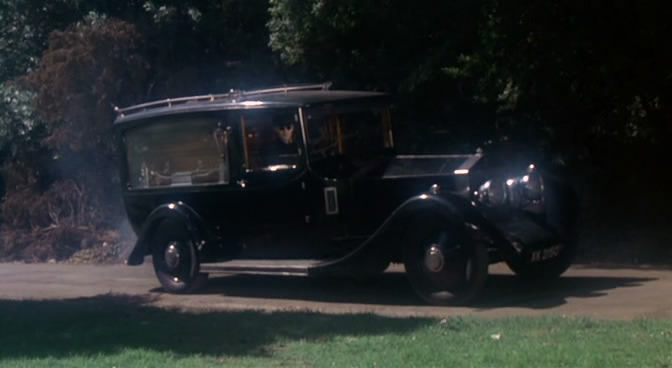 Scare Me On Fridays: New Feature: Horror Movie Car Of The Week