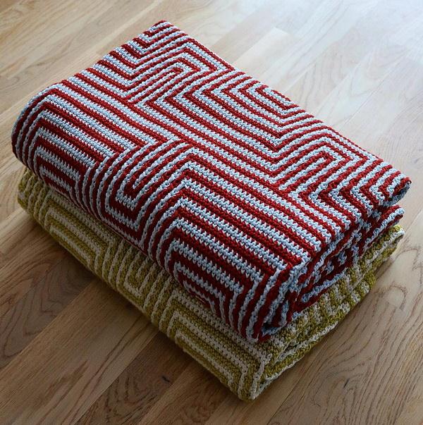 Crochet blanketFree Mosaic Pattern