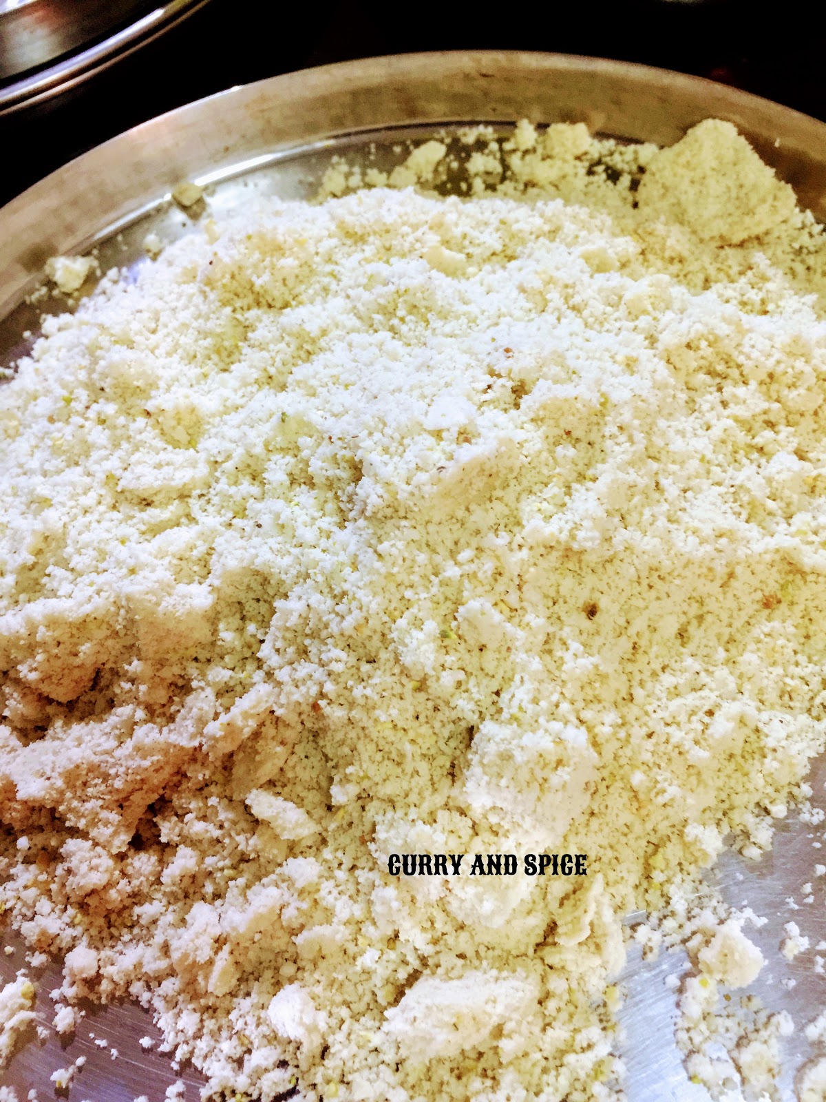 CURRY AND SPICE INSTANT DATES FIGS N MIXED NUT LADOO