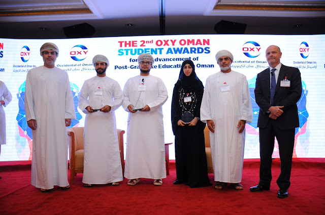H.E. Talal Al Rahbi Joins Celebration of the 2nd Oxy Oman Post-Graduate Student Awards