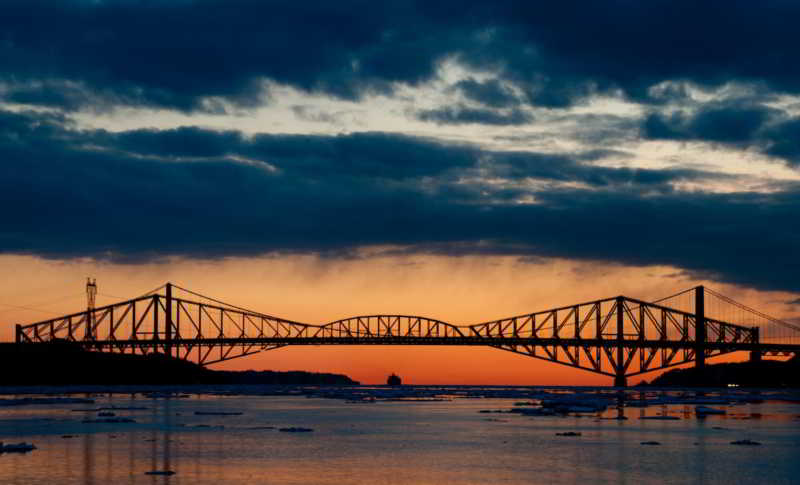 Quebec Bridge, Canadá