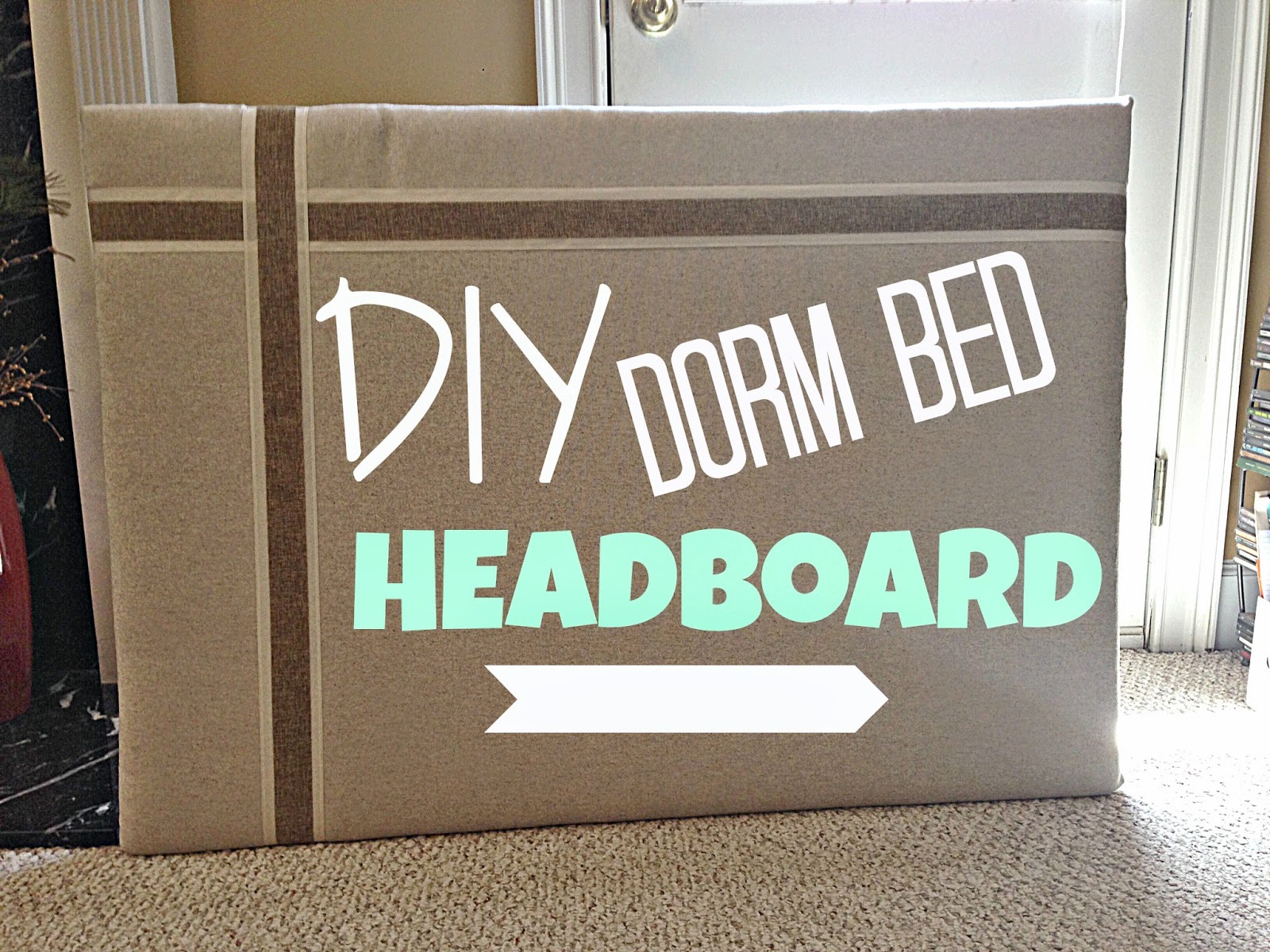 Ever Wonder Life & Style Blog DIY⎪Dorm Room Bed Headboard