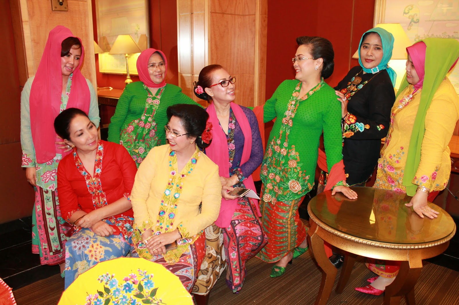 baju resepsi adat jawa kebaya encim