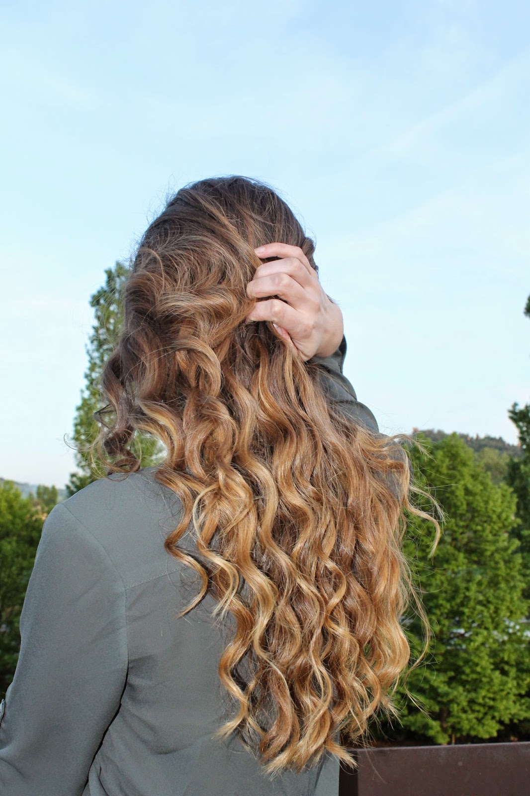 Fiocco Bianco How get wavy hair with Denman brushes