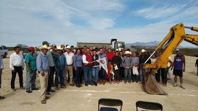Alcalde Víctor Balderrama Cárdenas da banderazo de inicio de obras en las comunidades del Sur