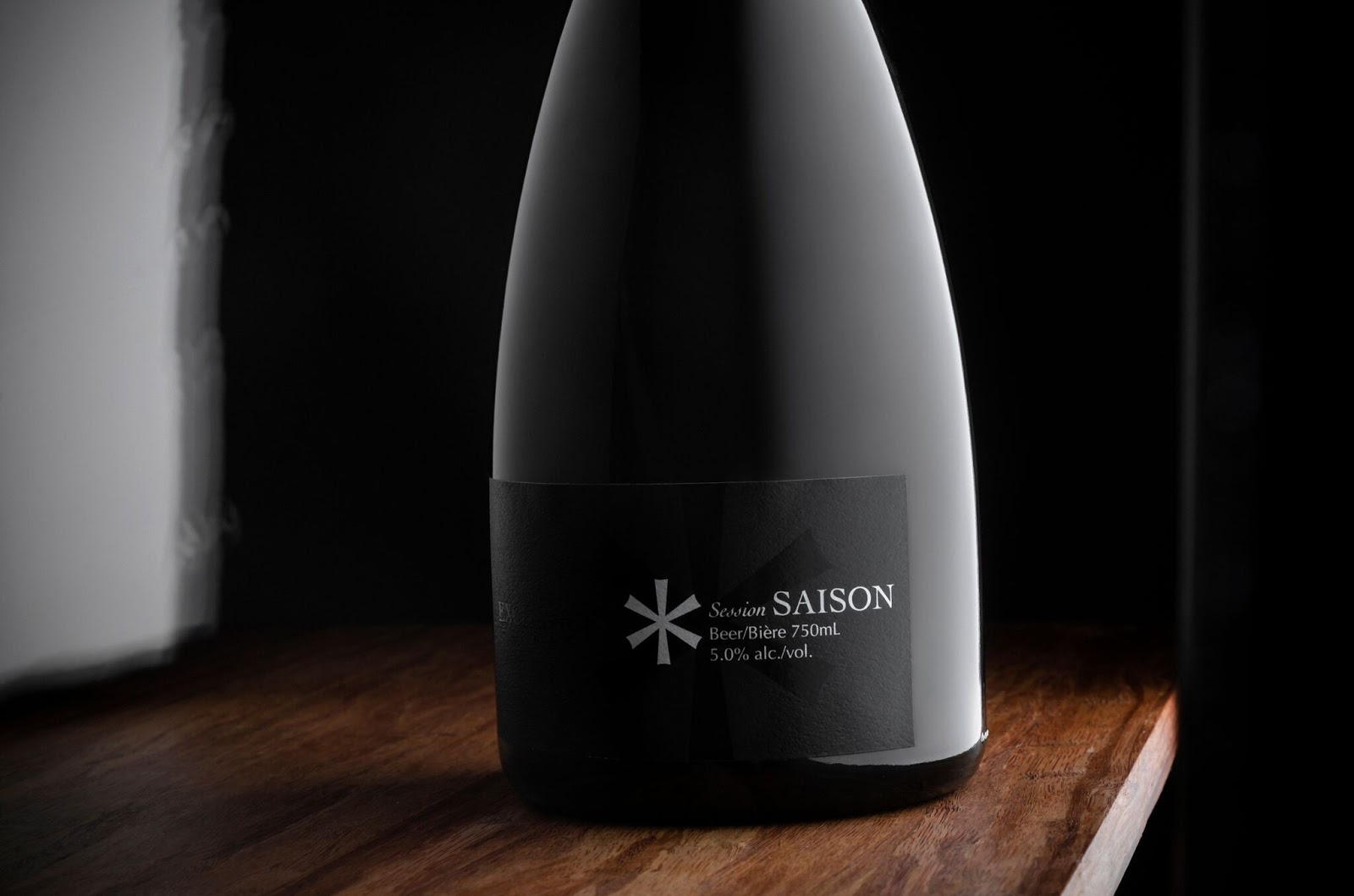 DIY Diffusion Panel for Lighting Gradients in Product Photography