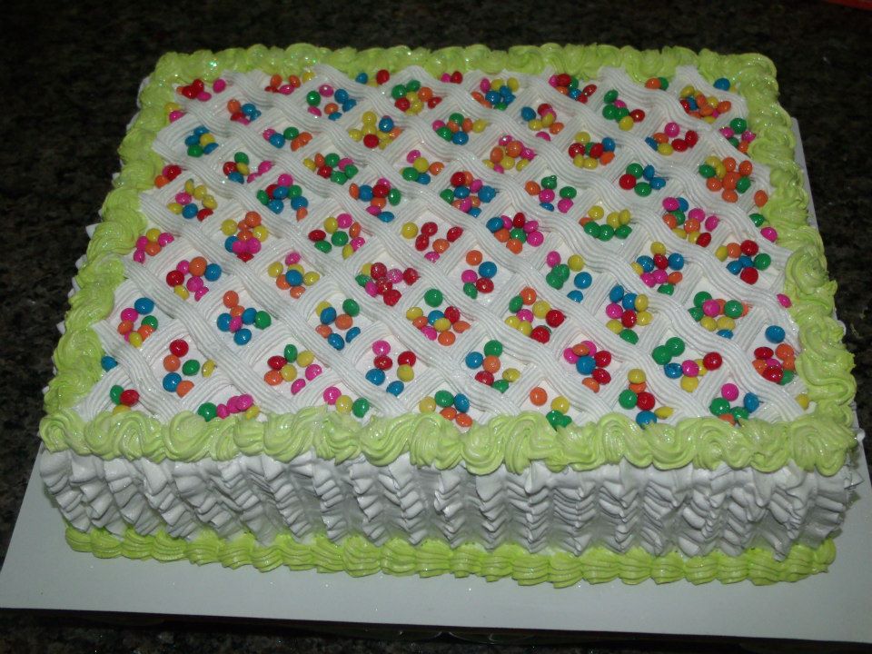 Lindo bolo feminino colorido
