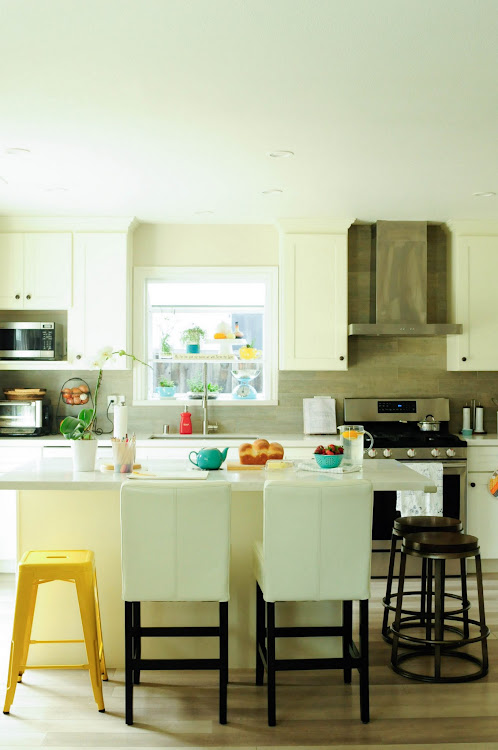 Small White Kitchen Idea