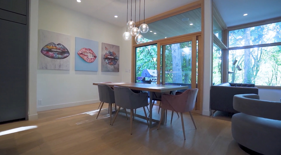 26 Interior Design Photos vs. 2037 Westview Dr, North Vancouver, BC Luxury Home Tour