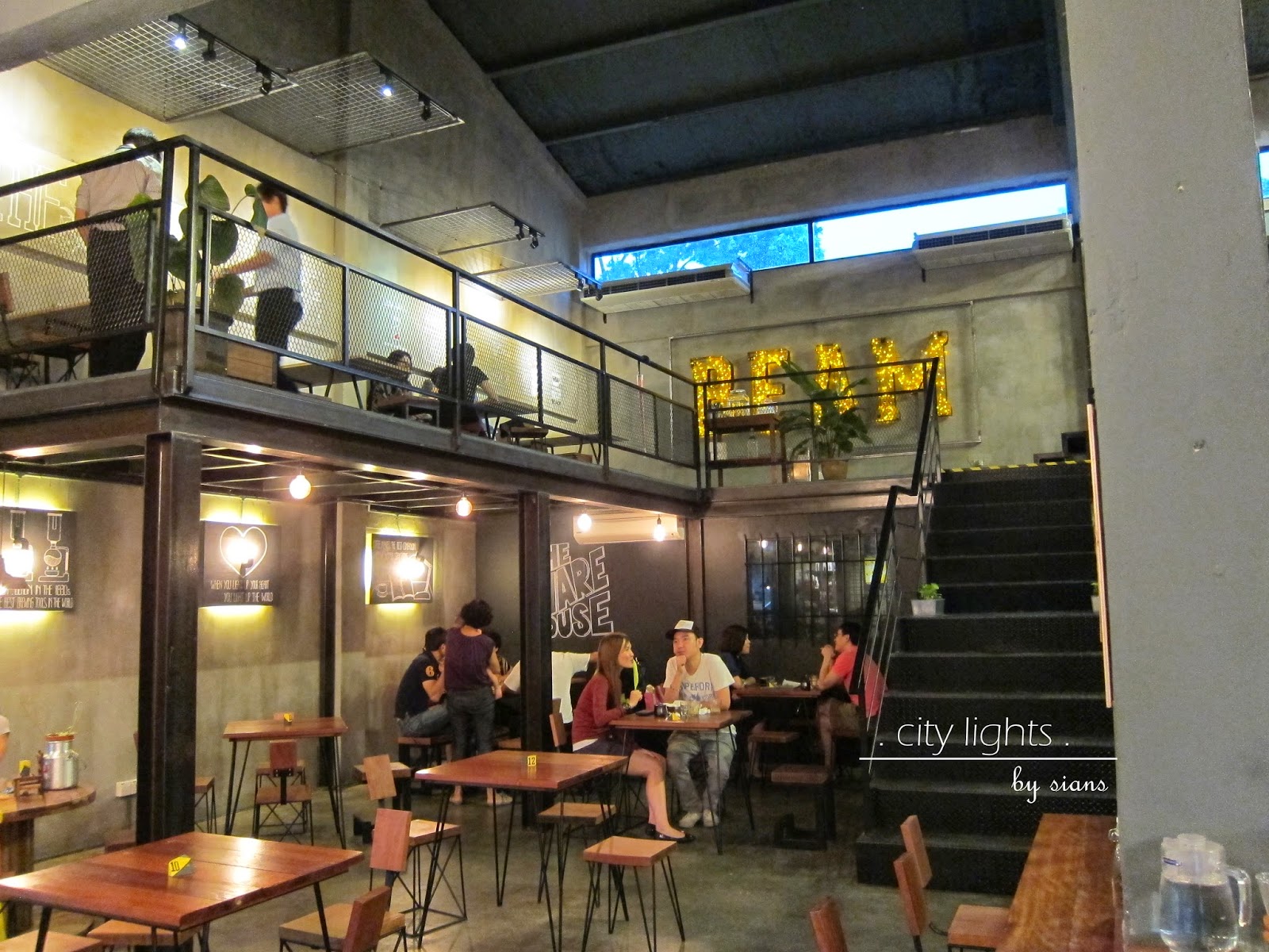 BEAM cafe | city lights