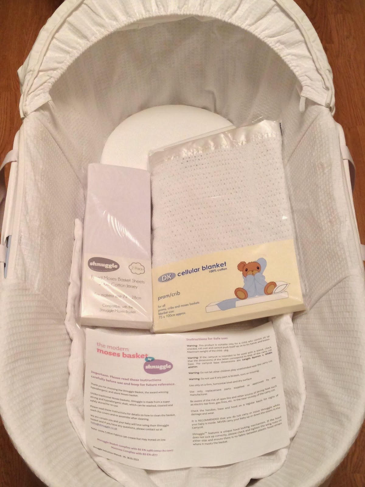 I Am Mumalicious The Shnuggle Moses Basket