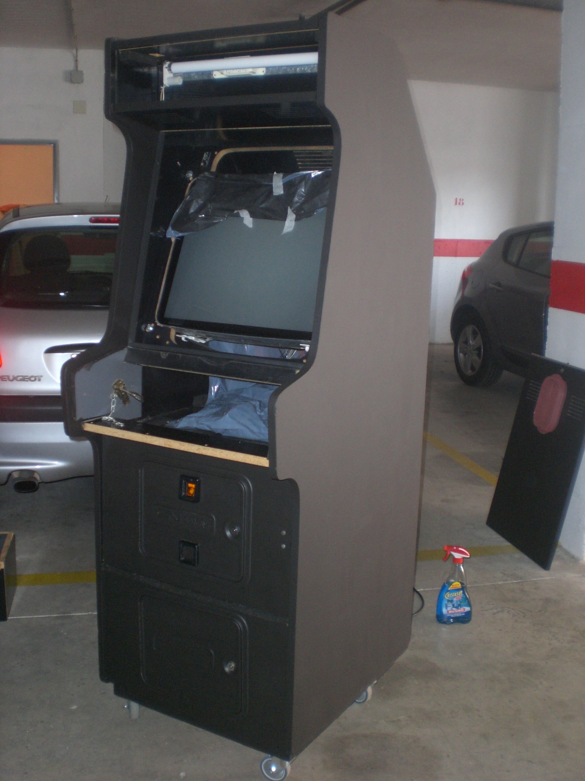 Pac-maca project: El mueble: restauración