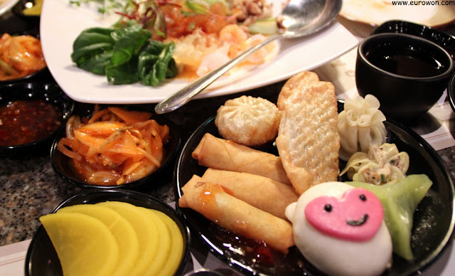 Buffet de comida china en Daehangno