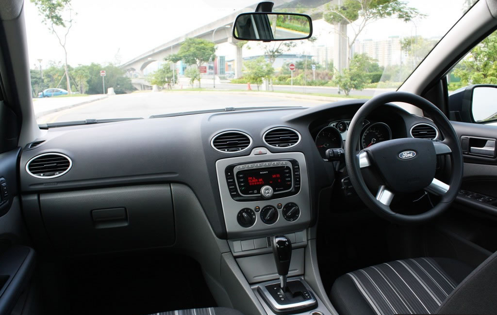 Review Information Kelemahan dan Keunggulan Mobil Ford Focus Mk2 Lengkap