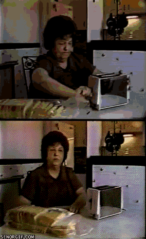 Oma mit Toaster lustig - Satan lebt Oma mit Toaster lustig - Satan lebt