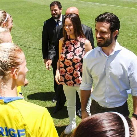Prince Carl Philip and Princess Sofia of Sweden went sightseeing in Cape Town city of South Africa together with Prince Alexander and Prince Gabriel