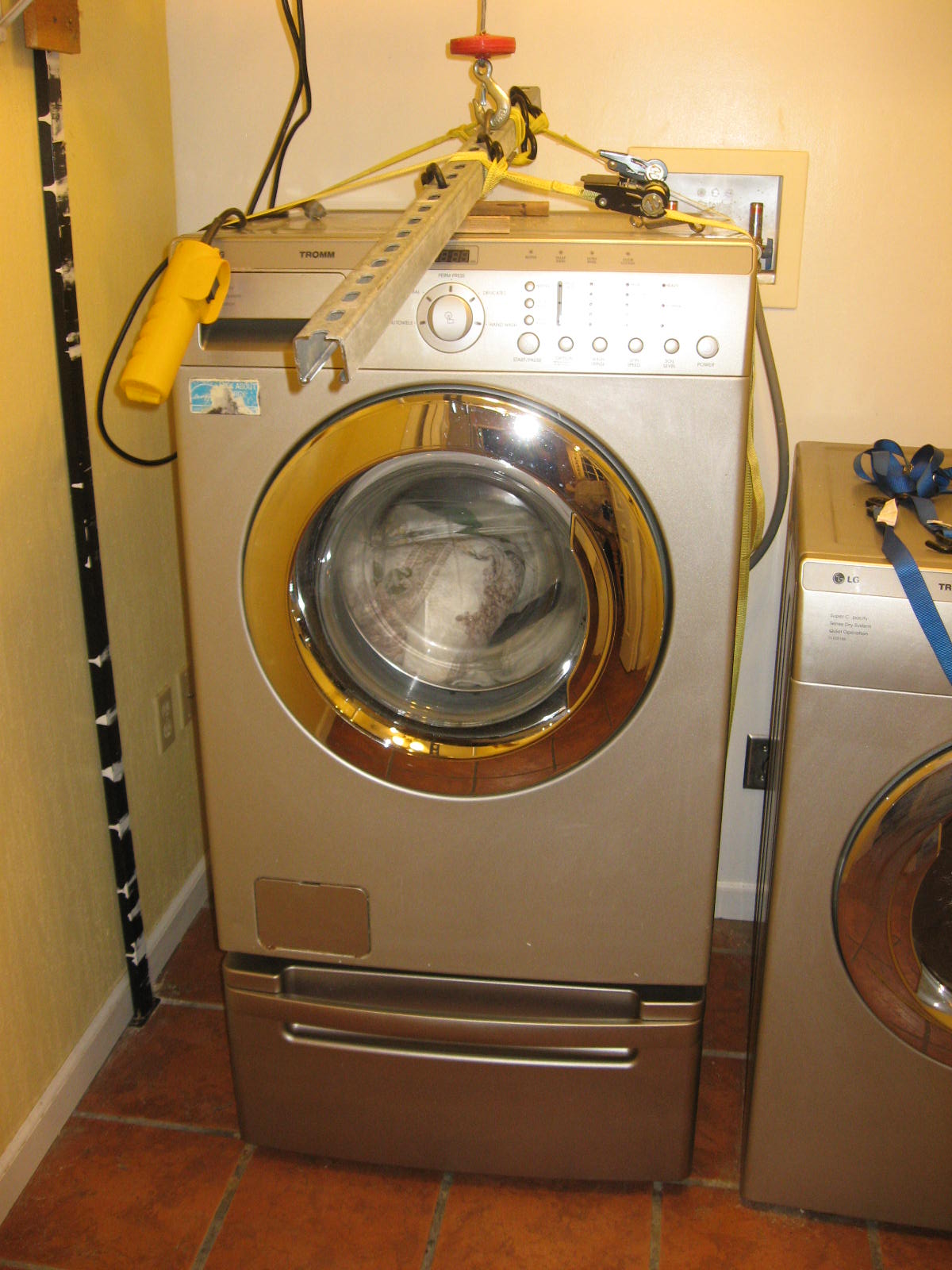 Home-n-Auto : Painting and installing used LG washer and ...