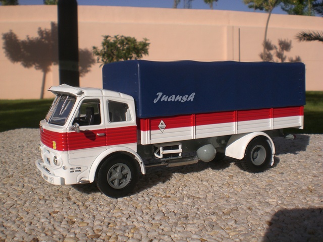 Miniature pegaso Z-206 barajas camions d'autrefois 1:43 Altaya