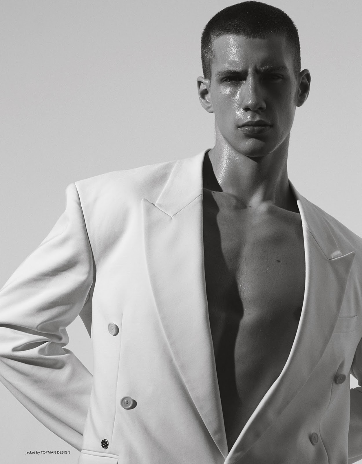 Августа александр модель голый. August model. Аугусто александр модель. Александр агуста модель. Аугусто александр модель.