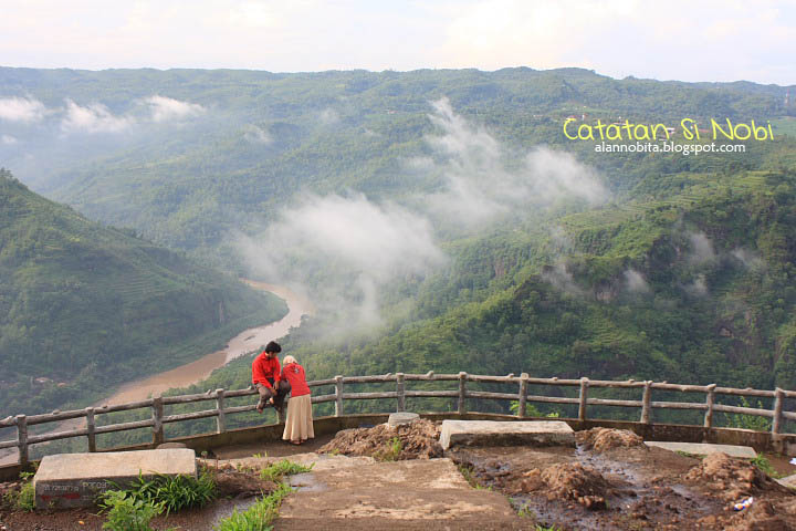 Mau Lihat Hamparan Awan di Kebun Buah Mangunan, Ini ...