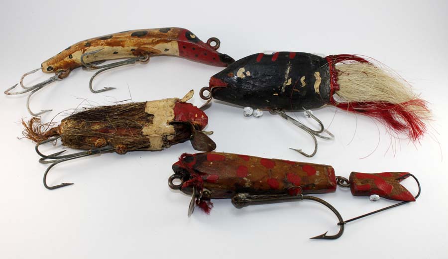 Vintage Folk Art Fishing Lures and Tackle [Book]