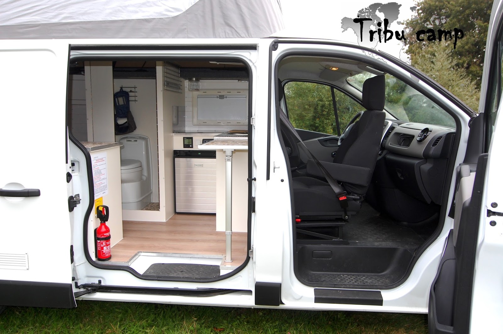 Aménagement de véhicules: RENAULT Trafic L2H1 Homologué VASP autocaravane
