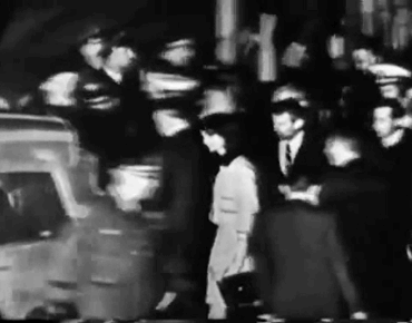 Jacqueline Kennedy Photographs: Jackie Right After JFK Assassination ...