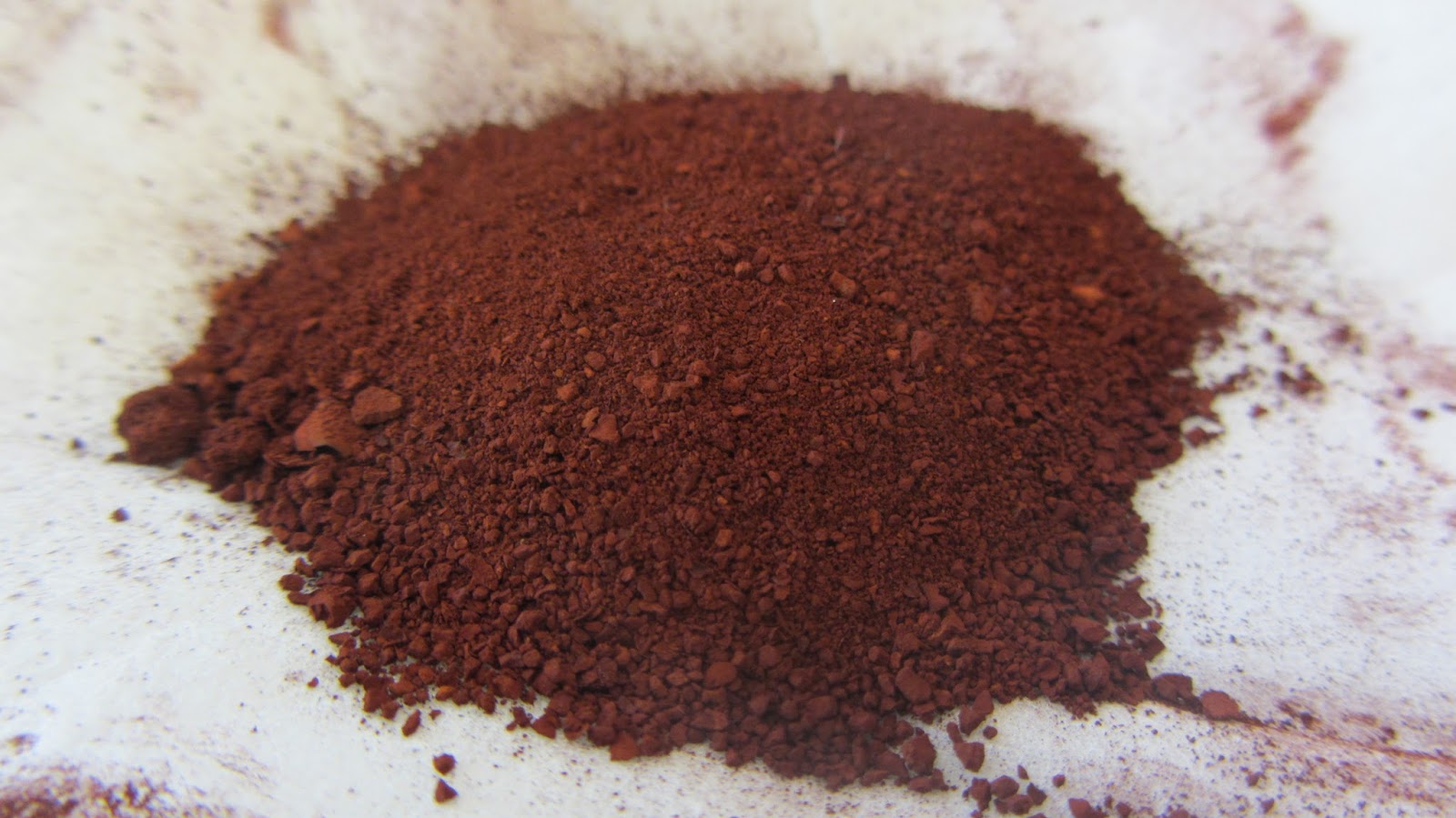 Gluon's lab Iron(iii) oxide