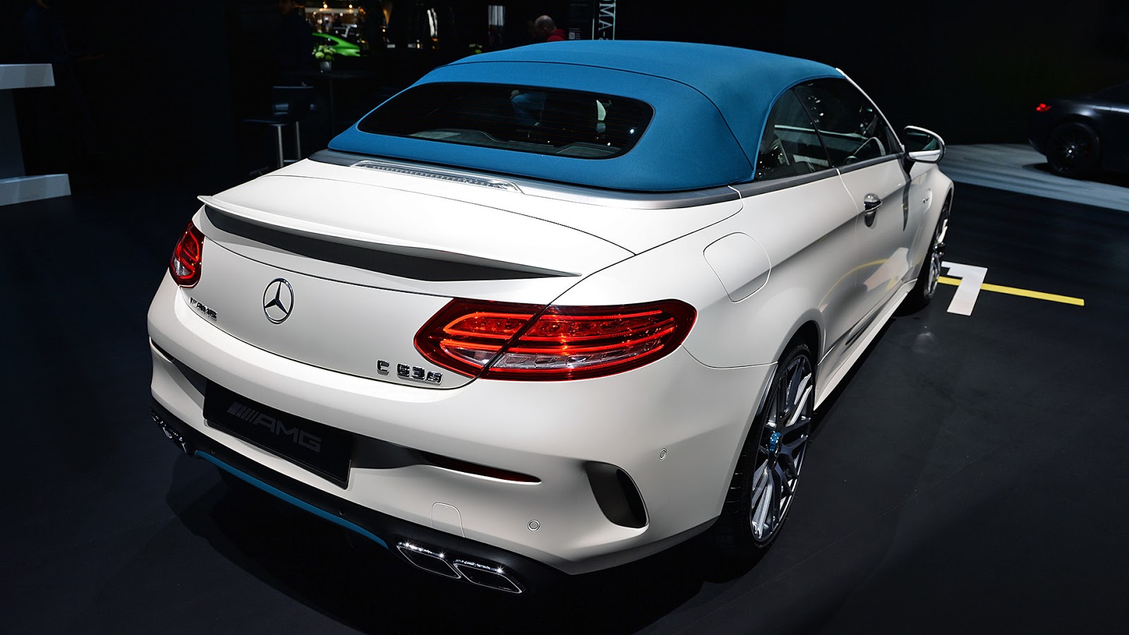 © Automotiveblogz MercedesAMG C63 S Cabriolet Ocean Blue Edition