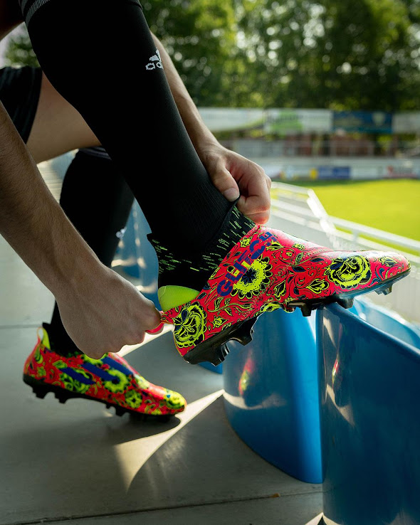 grey adidas crew neck sweatshirt